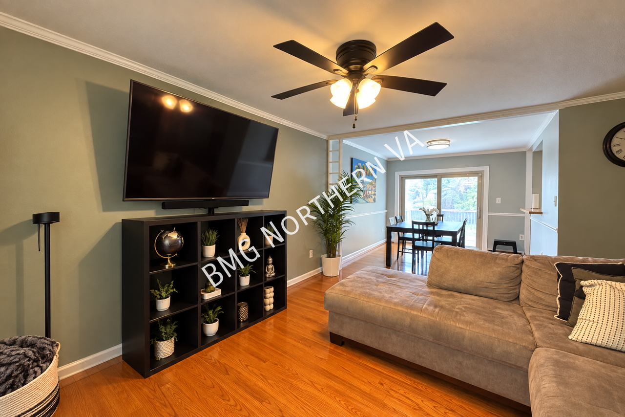 5365 Seneca Ct - Photo 4 of 45