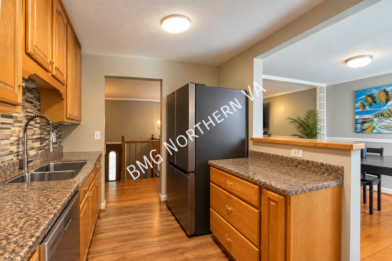 5365 Seneca Ct - Photo 6 of 45
