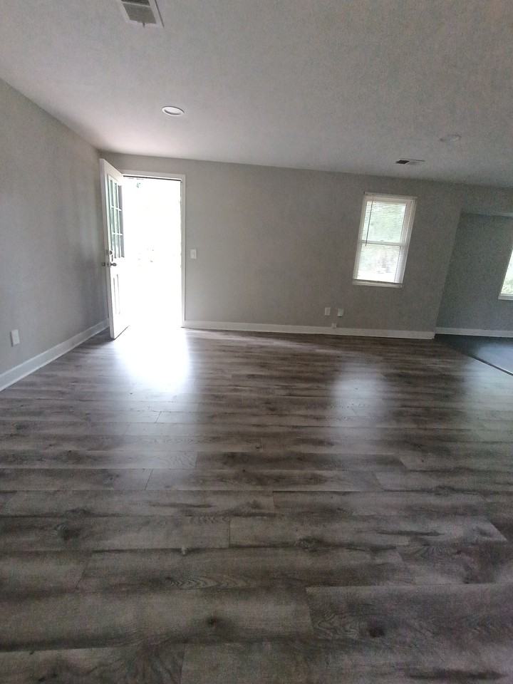 4051 Yeager Rd - Photo 2 of 20