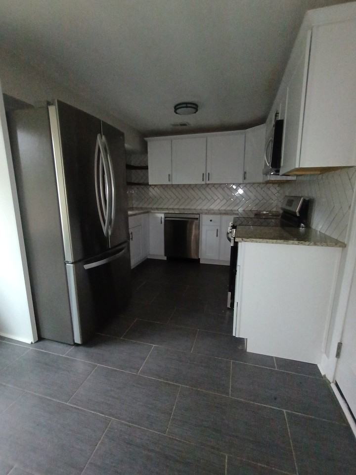 4051 Yeager Rd - Photo 5 of 20