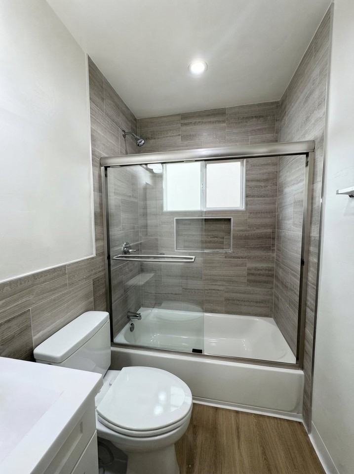 18546 Clark St #3 - Photo 7 of 11