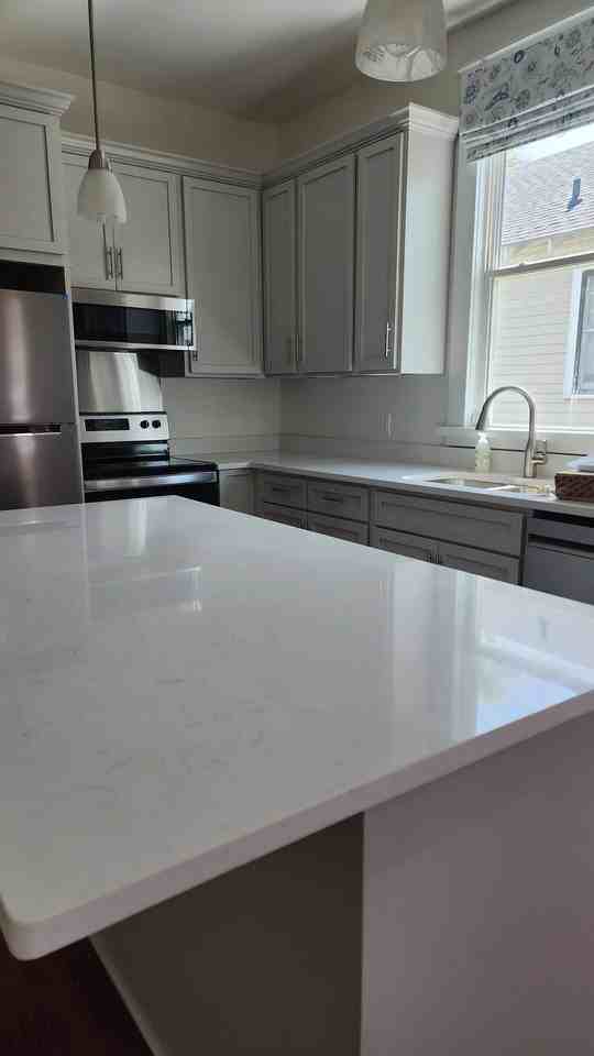 1860 Rosiere St - Photo 7 of 17
