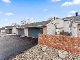2610 Knollwood Dr - Photo 1 of 1