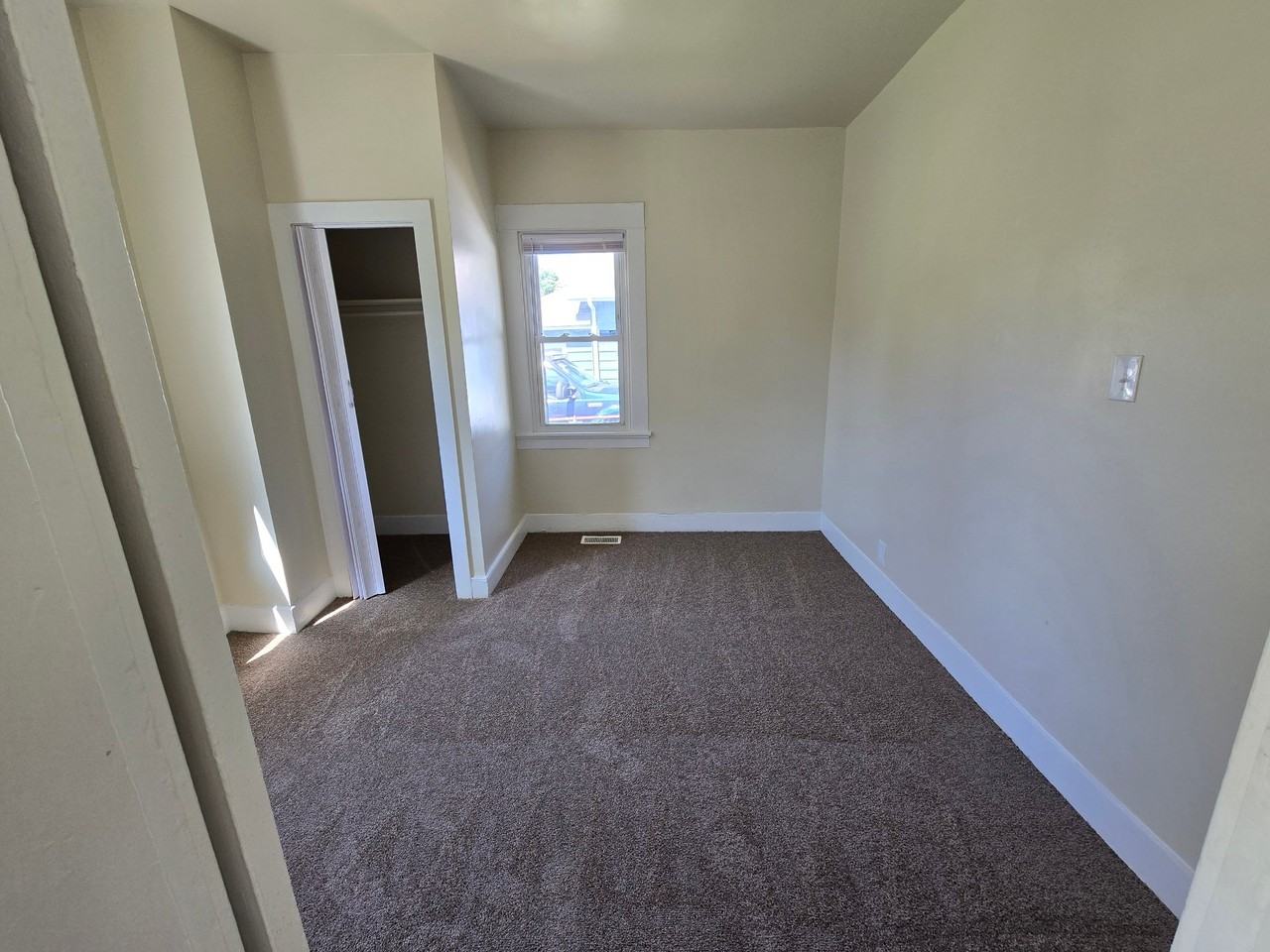 5006 Oriole Ave - Photo 7 of 12