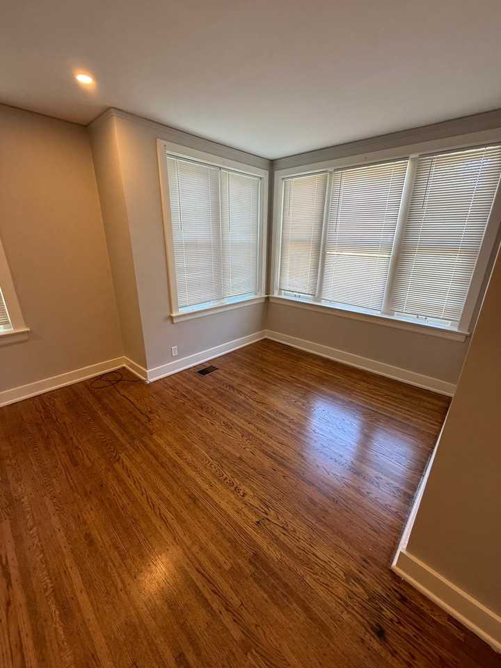 2124 Maryland Ave #2 - Photo 3 of 18