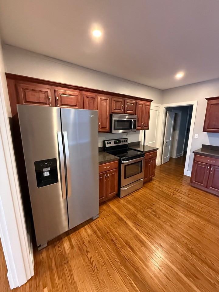 2124 Maryland Ave #2 - Photo 5 of 18