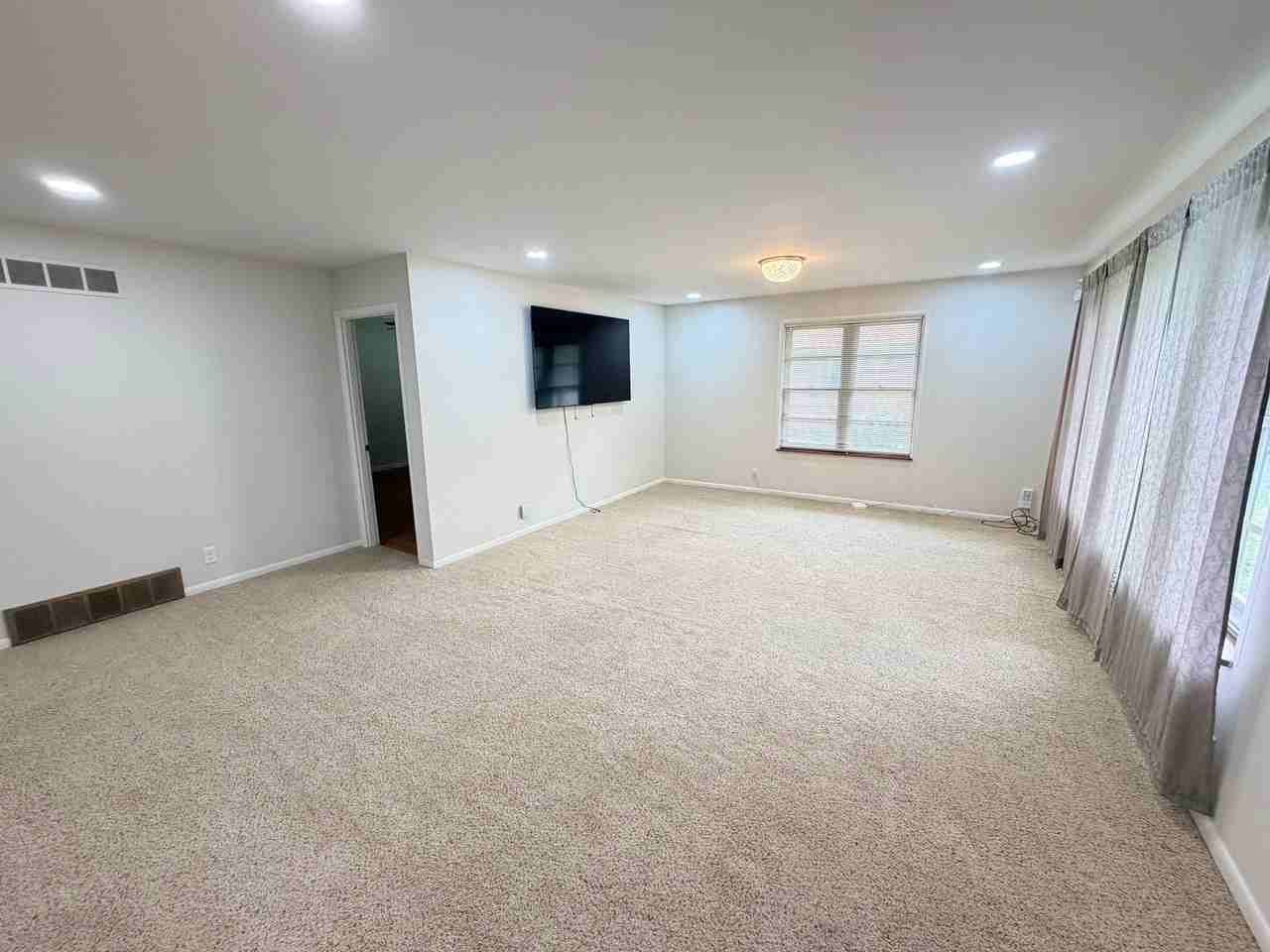 403 Usnorth - Photo 5 of 20