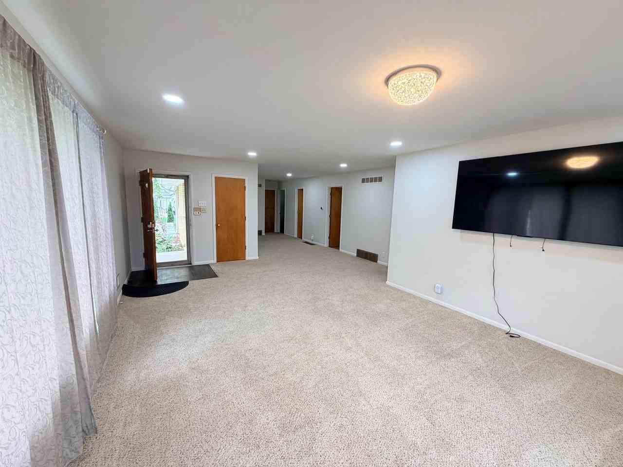 403 Usnorth - Photo 6 of 20