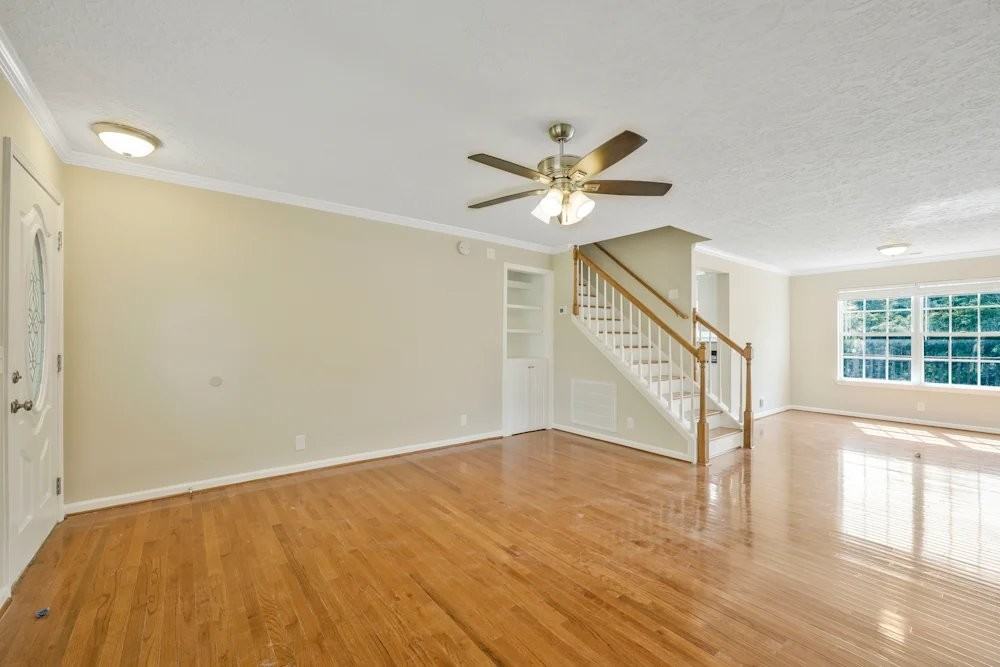 2933 River Bend Dr - Photo 2 of 24