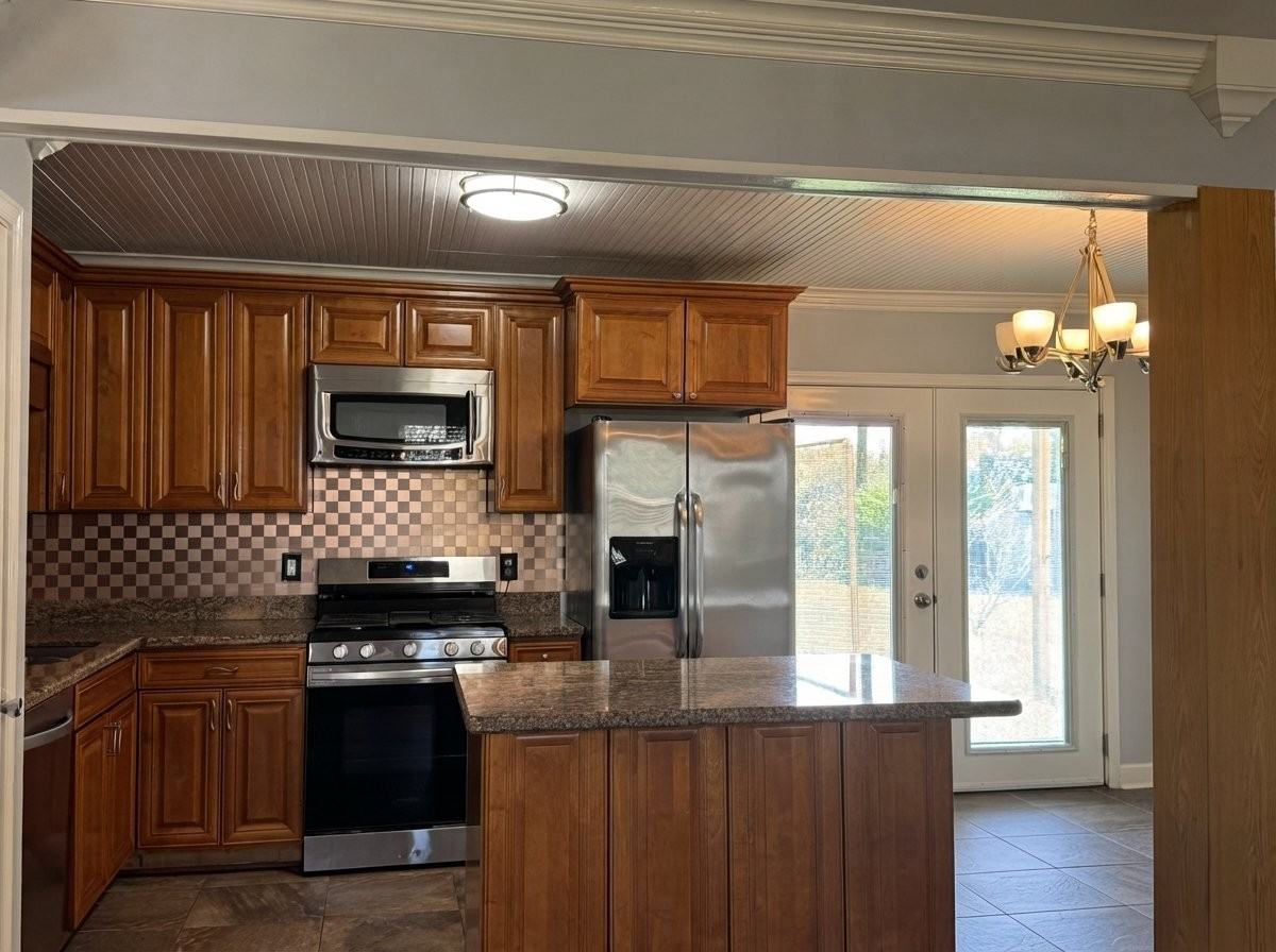 536 Oak Allee Dr - Photo 4 of 15