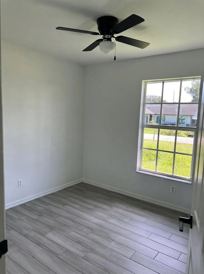 3904 3rd St W - Photo 5 of 7