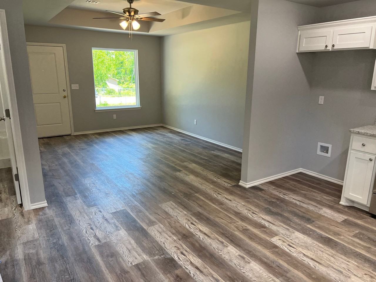 744 N Hodge St #744 - Photo 7 of 10