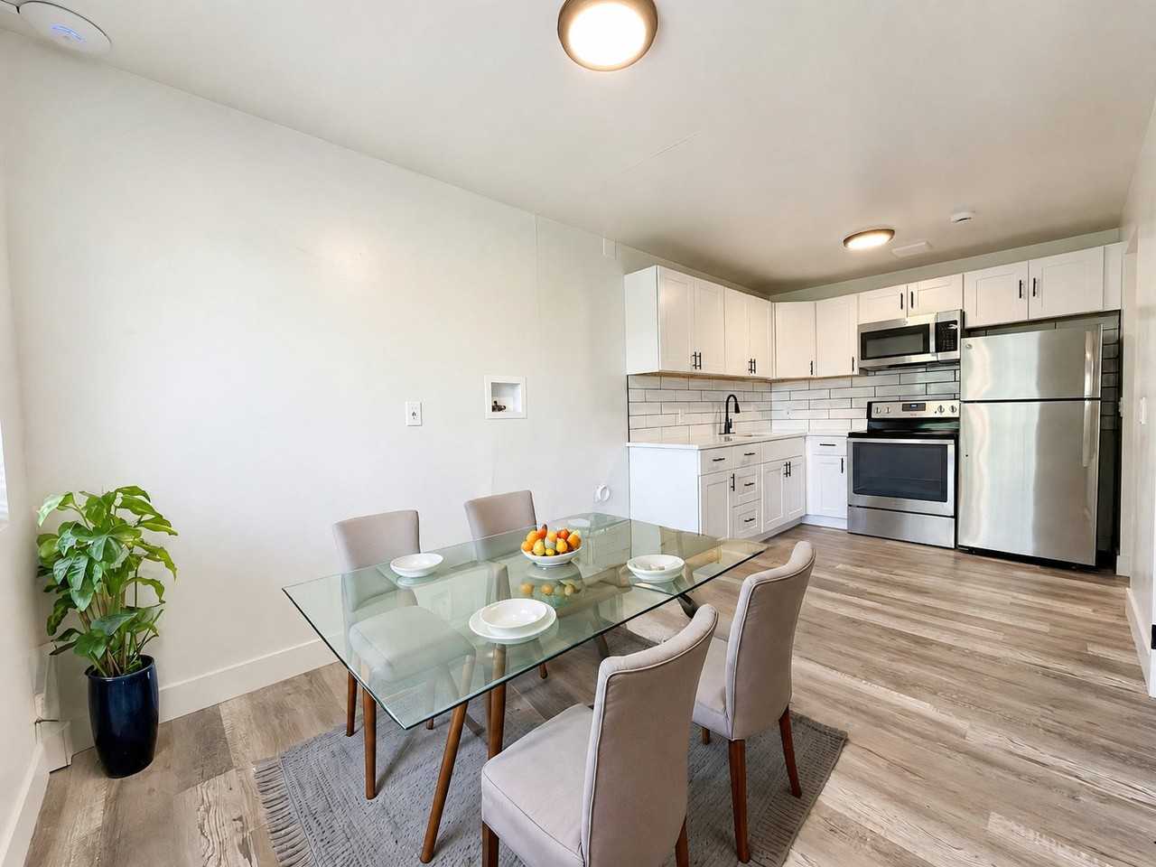 1340 S St #4 - Photo 3 of 12