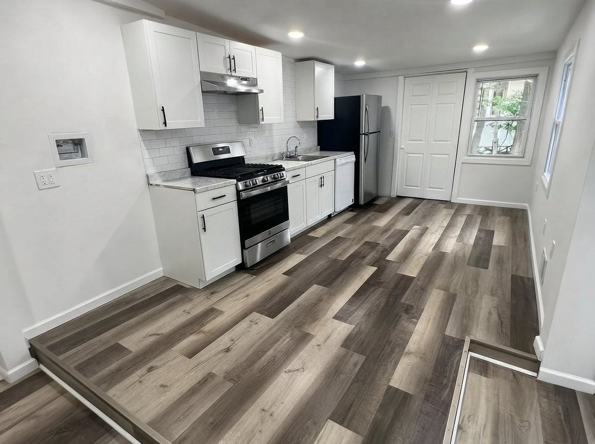 114 Garside St #FL2 - Photo 4 of 9