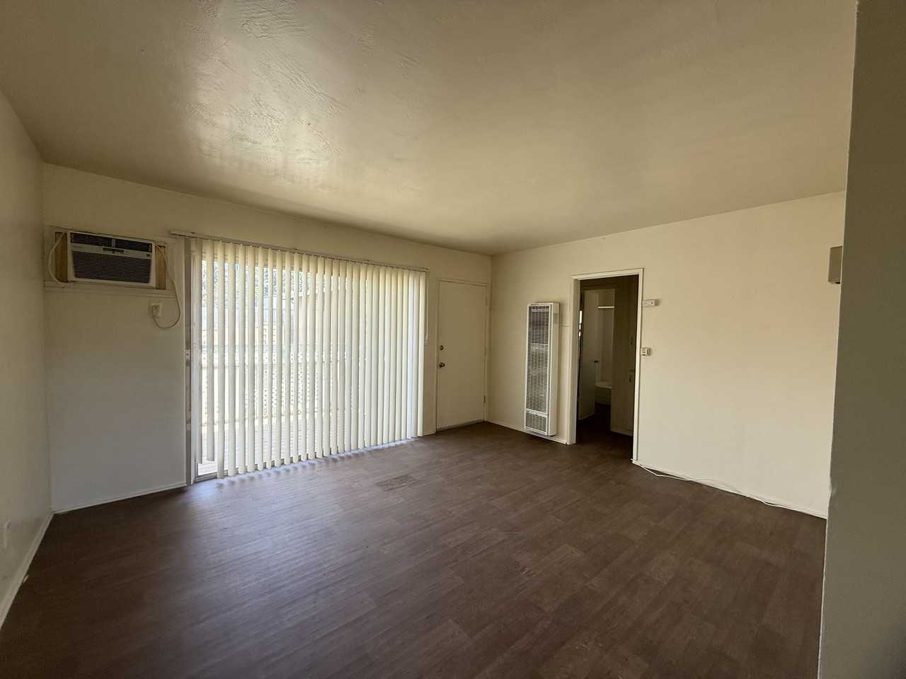 12784 California Street - Photo 5 of 10