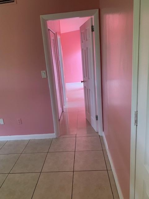 1104 Westminster Street W - Photo 4 of 15