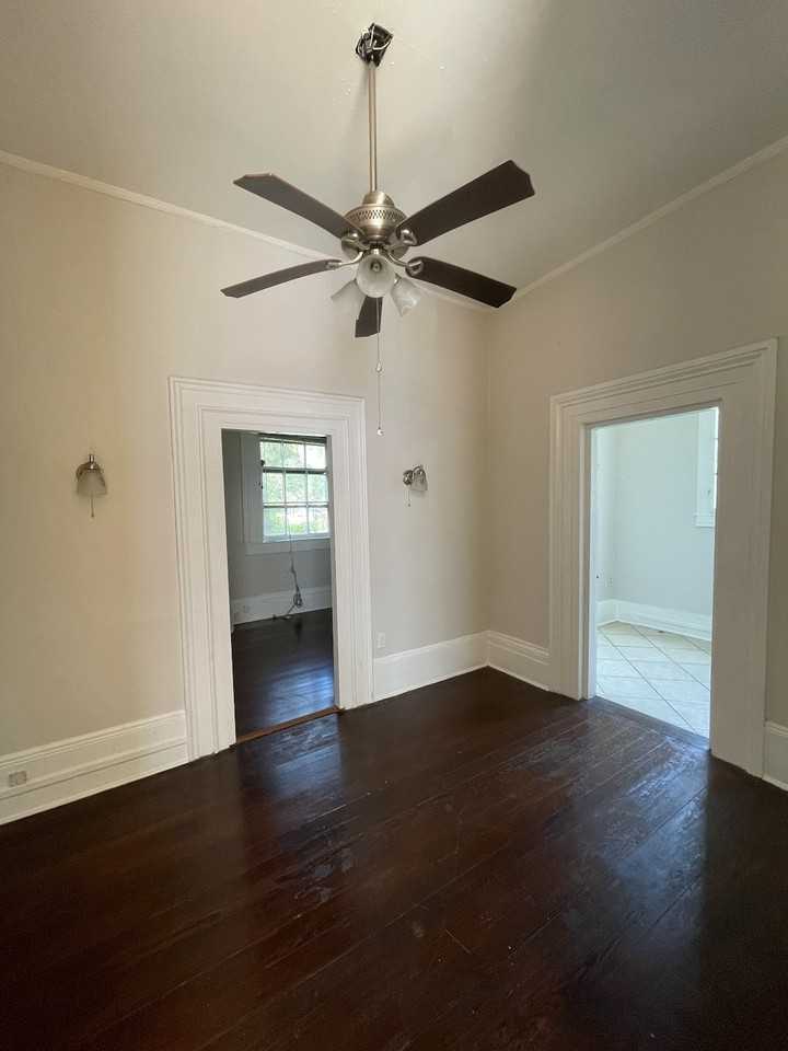3222 Prytania - Photo 3 of 10