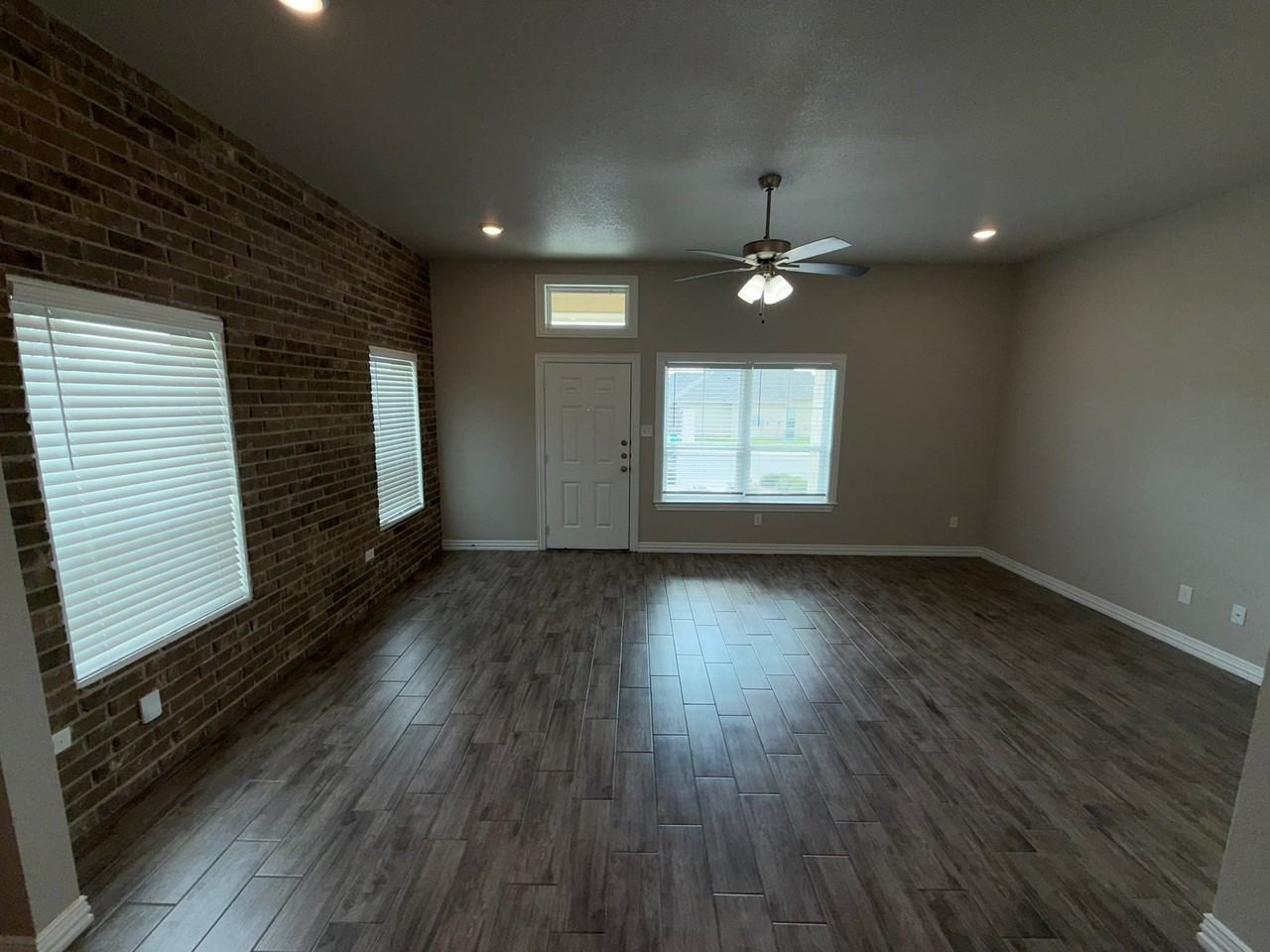 3006 Fenway Cir - Photo 6 of 12