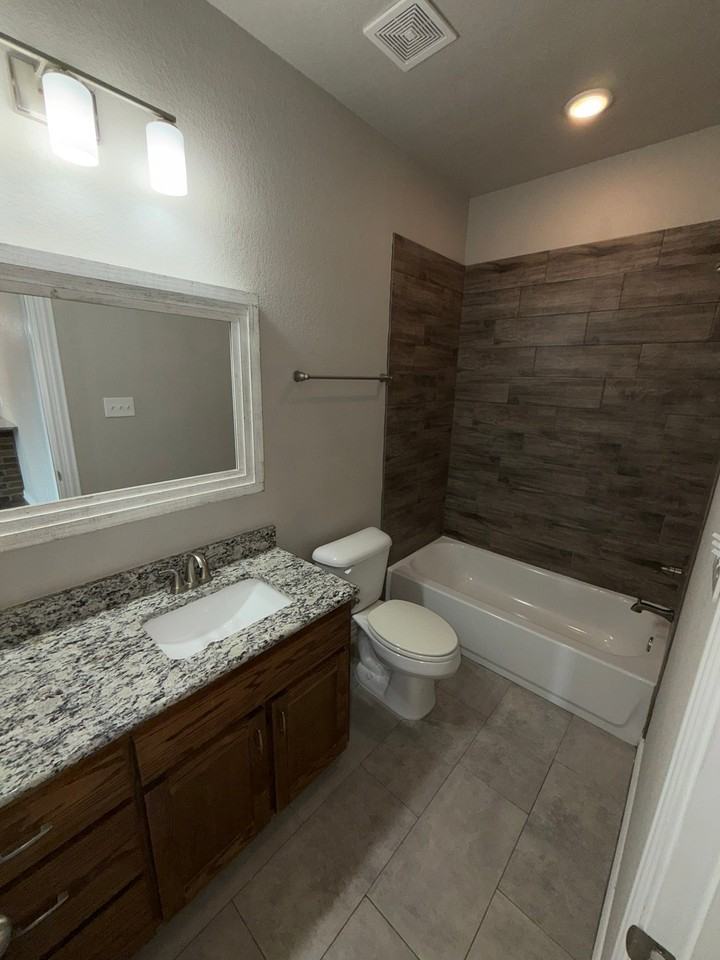 3006 Fenway Cir - Photo 7 of 12