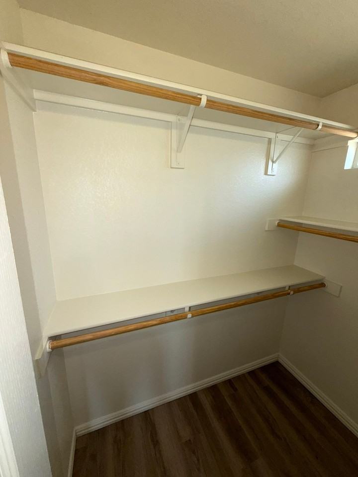 8375 Saddle Brook Drive - Photo 6 of 20