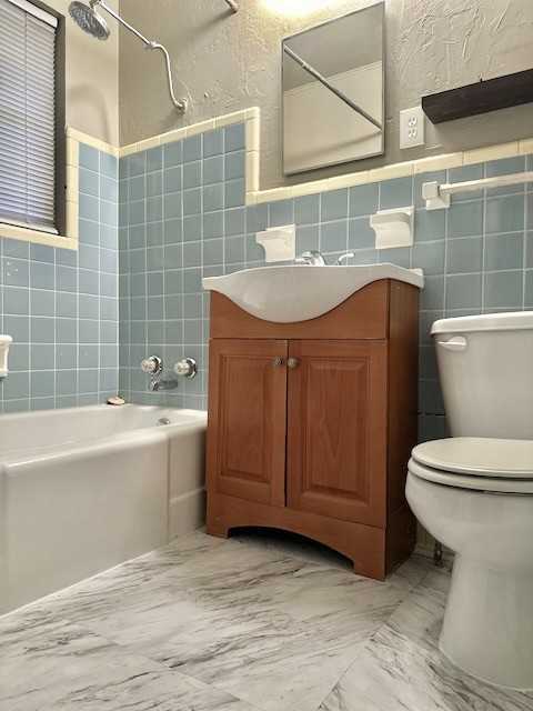 4300 Nw 20th St #1 - Photo 7 of 8