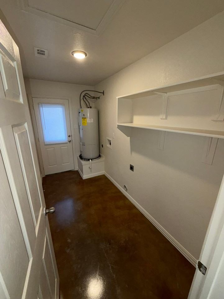 508 East Young Avenue - Photo 4 of 17