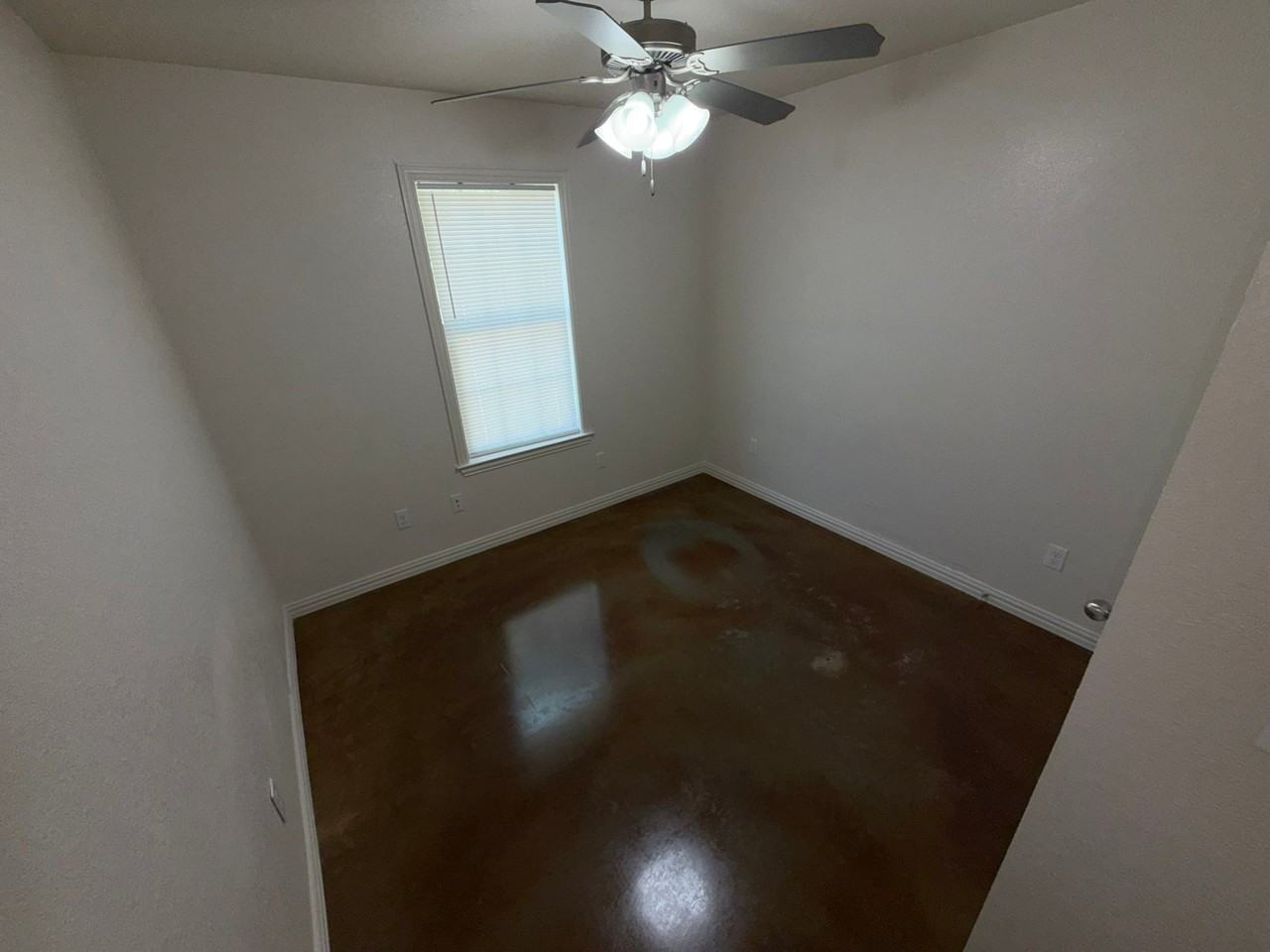 508 East Young Avenue - Photo 6 of 17