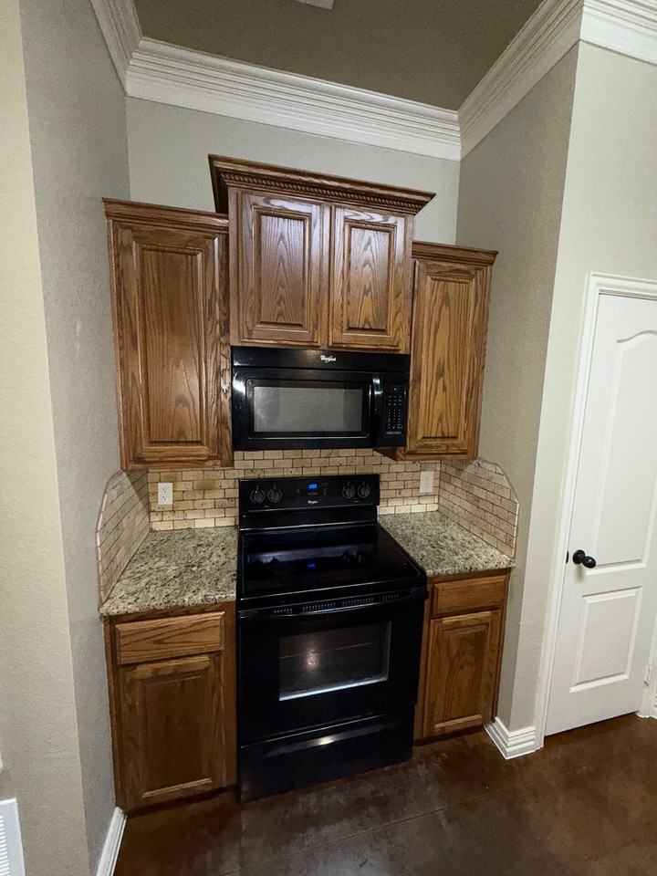 800 Ferrara Circle - Photo 7 of 14