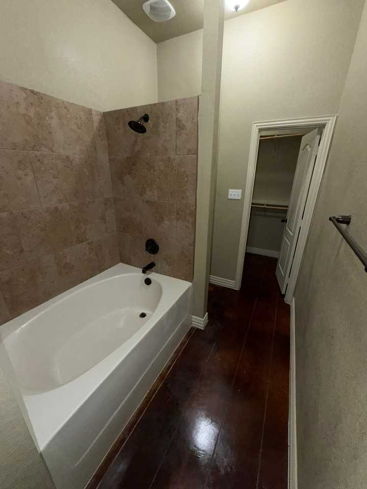 623 Ferrara Circle - Photo 3 of 17