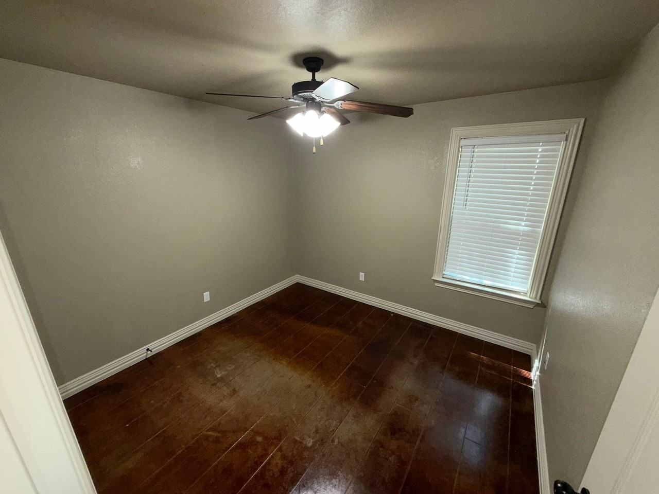 623 Ferrara Circle - Photo 5 of 17