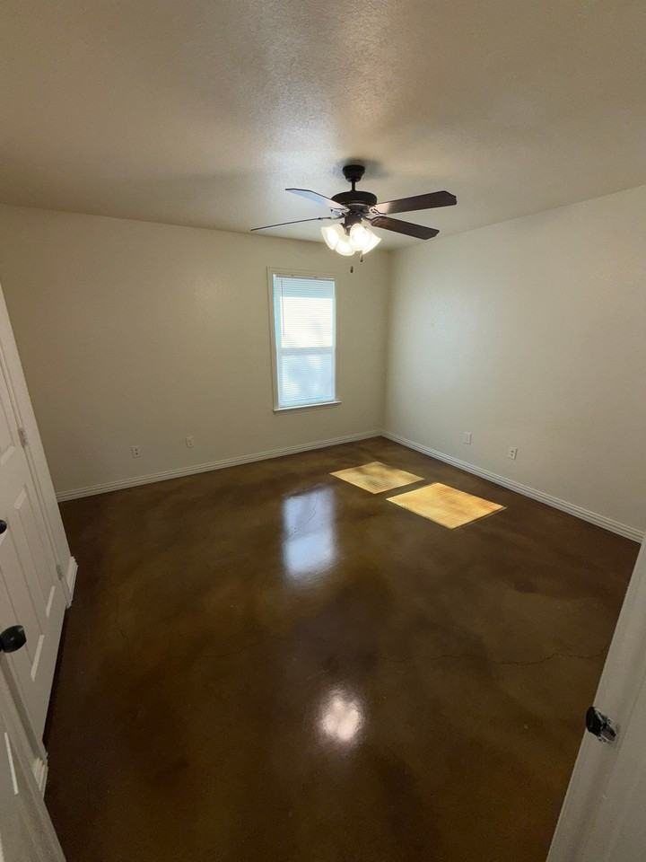 1307 South 10th - Photo 6 of 9