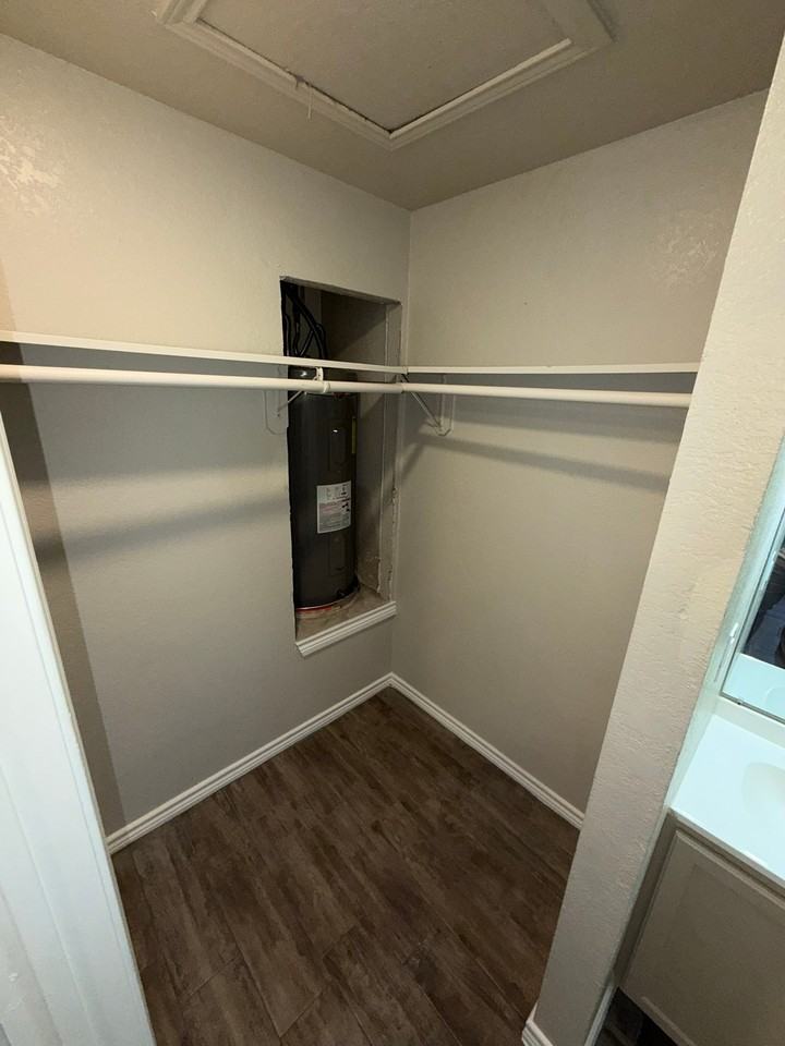 501 South 18th Street - Photo 3 of 7