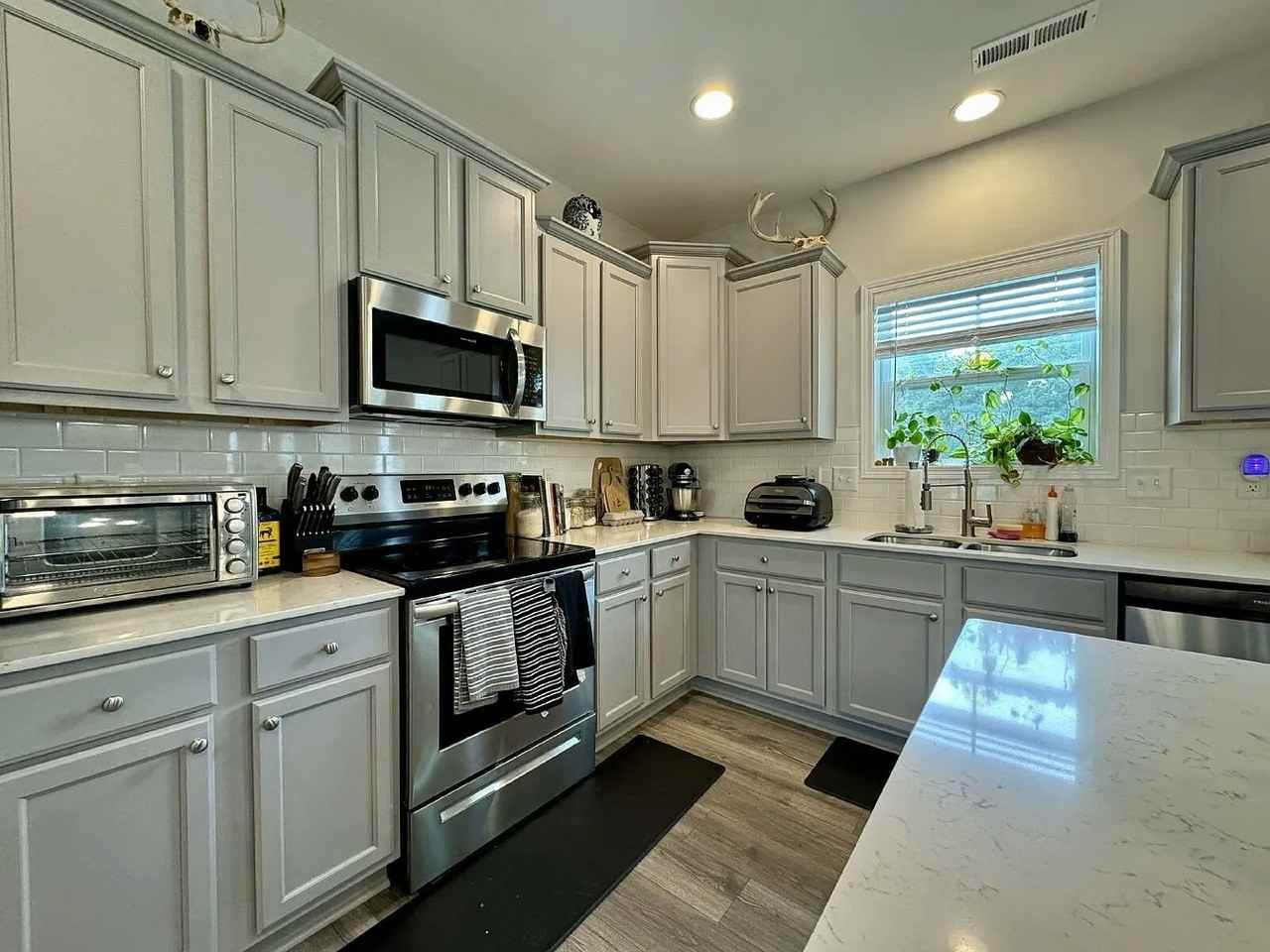1748 Stackhouse Drive - Photo 3 of 24