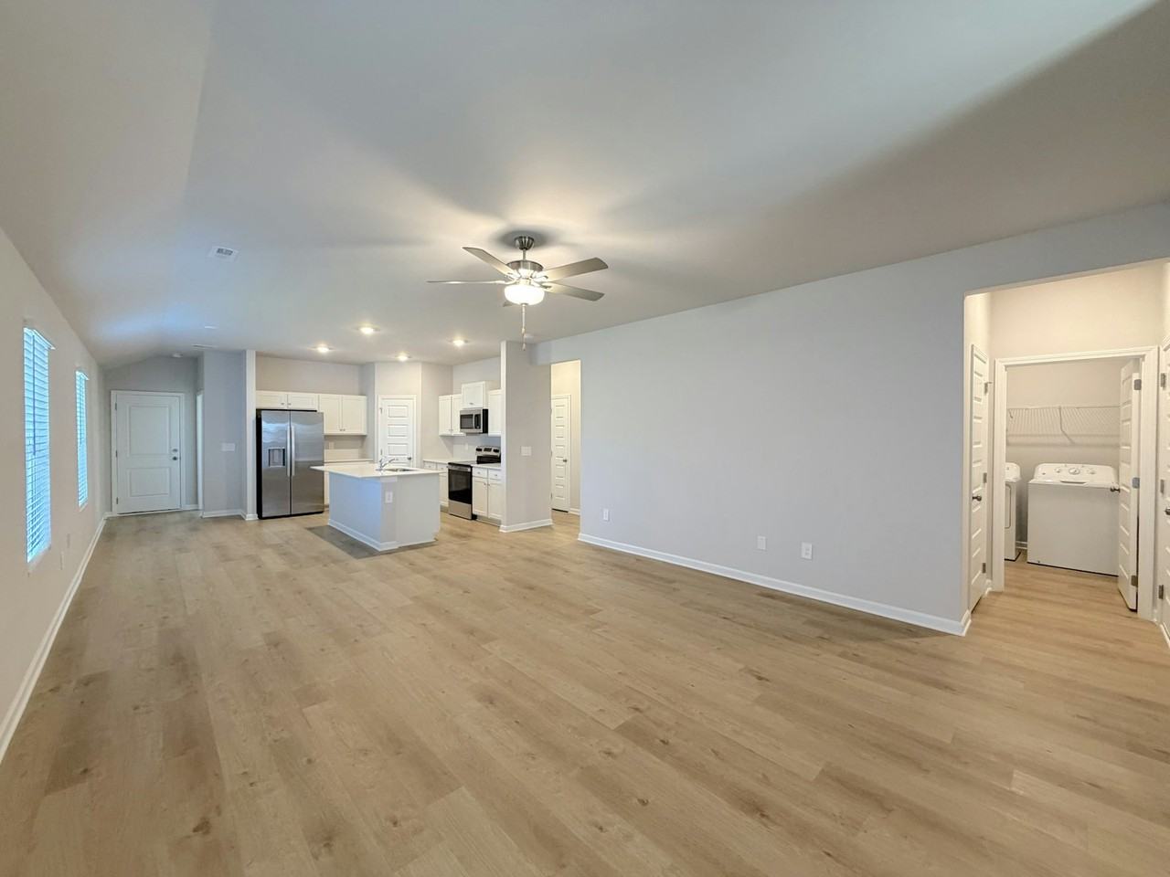 4028 White River Rd SW - Photo 4 of 35