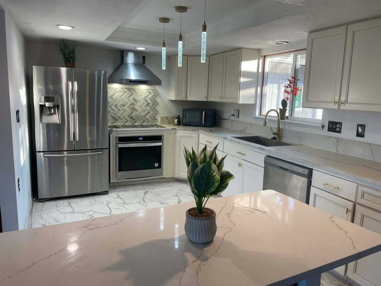 21520 38th Ave E - Photo 2 of 10