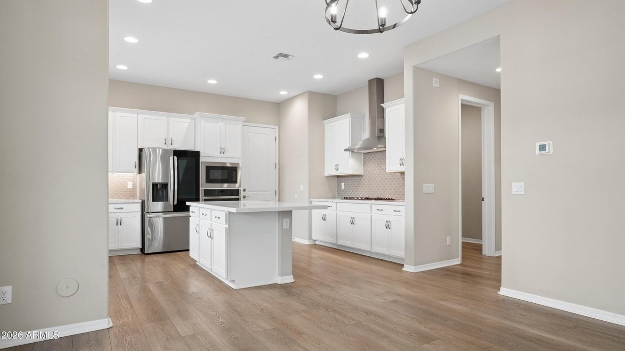 25217 N 21st Ave - Photo 3 of 47