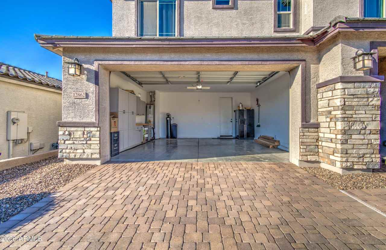 12862 W Ocotillo Rd - Photo 2 of 34