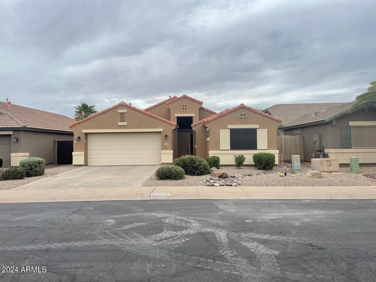22526 N Reinbold Dr - Photo 2 of 22