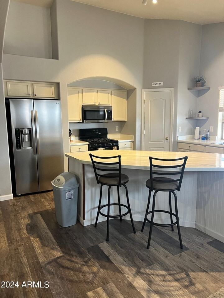 22526 N Reinbold Dr - Photo 4 of 22