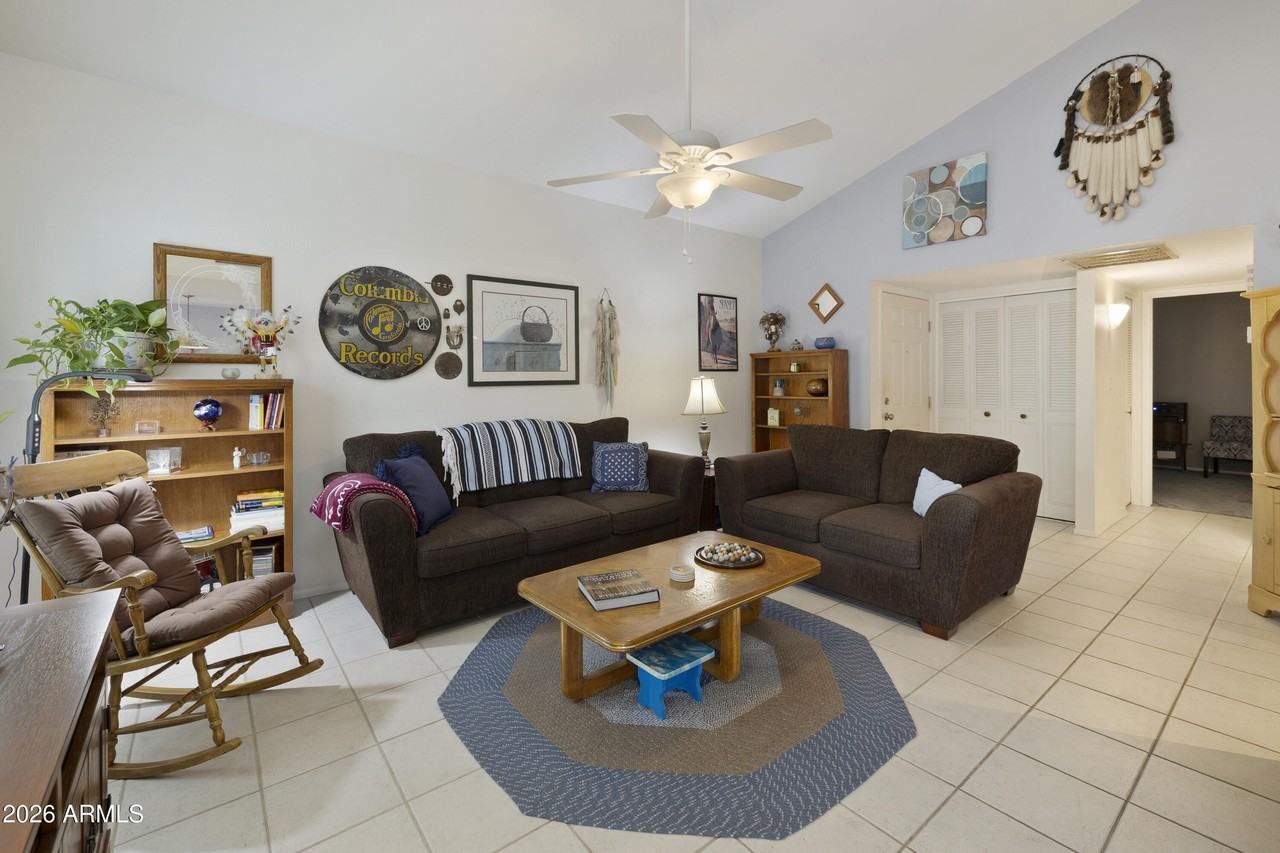 7815 E Rovey Ave - Photo 2 of 39