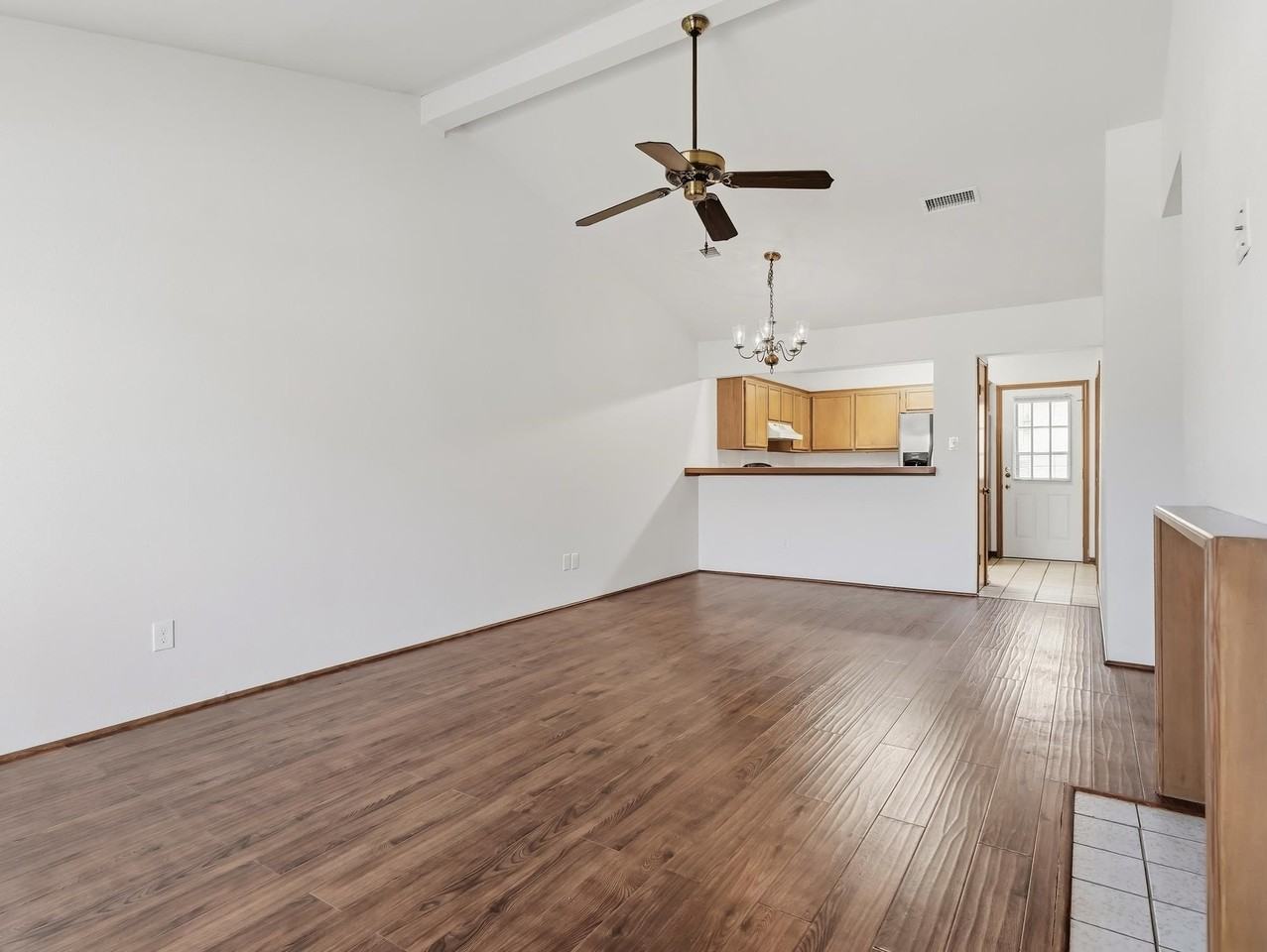 1010 Green Meadow St - Photo 2 of 14