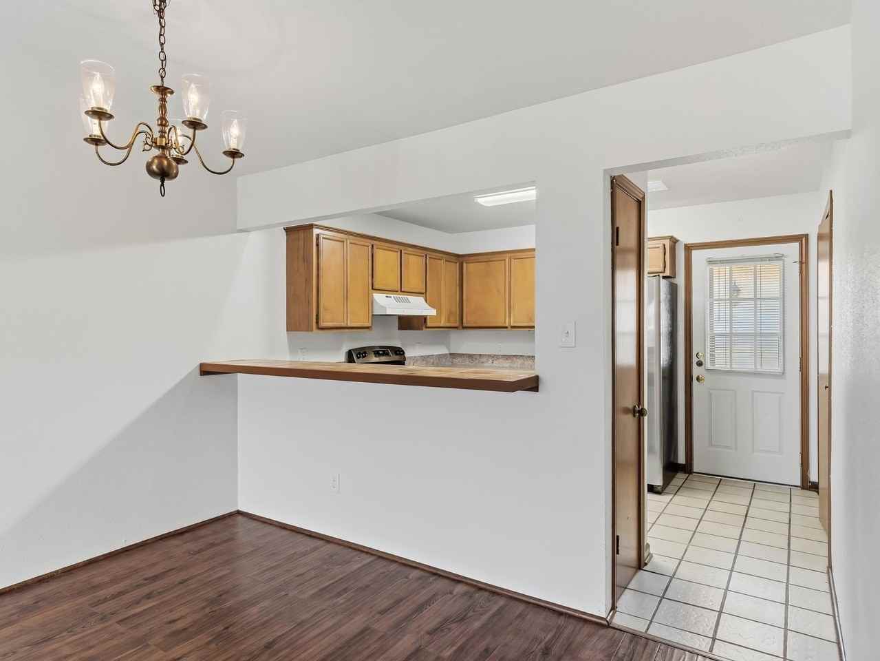1010 Green Meadow St - Photo 5 of 14