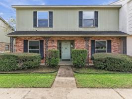 featured image of 468 Longmeadow St