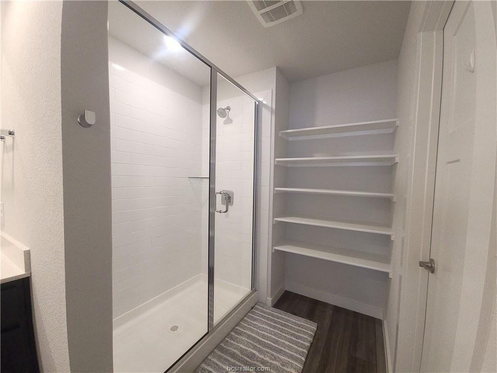 954 Lady Bird Ln - Photo 5 of 25