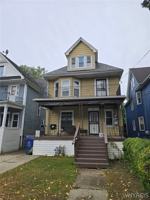 featured image of 40 Kamper Ave #LOWER