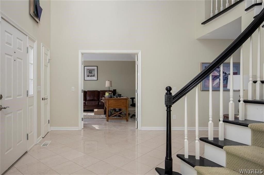 8388 Black Walnut Dr - Photo 4 of 18