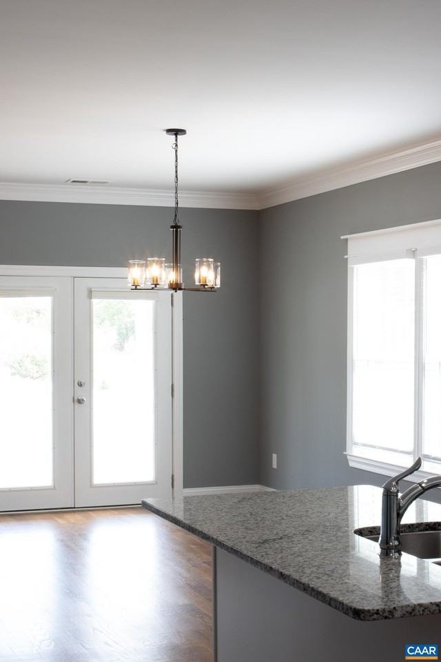 145 Paige St - Photo 7 of 27