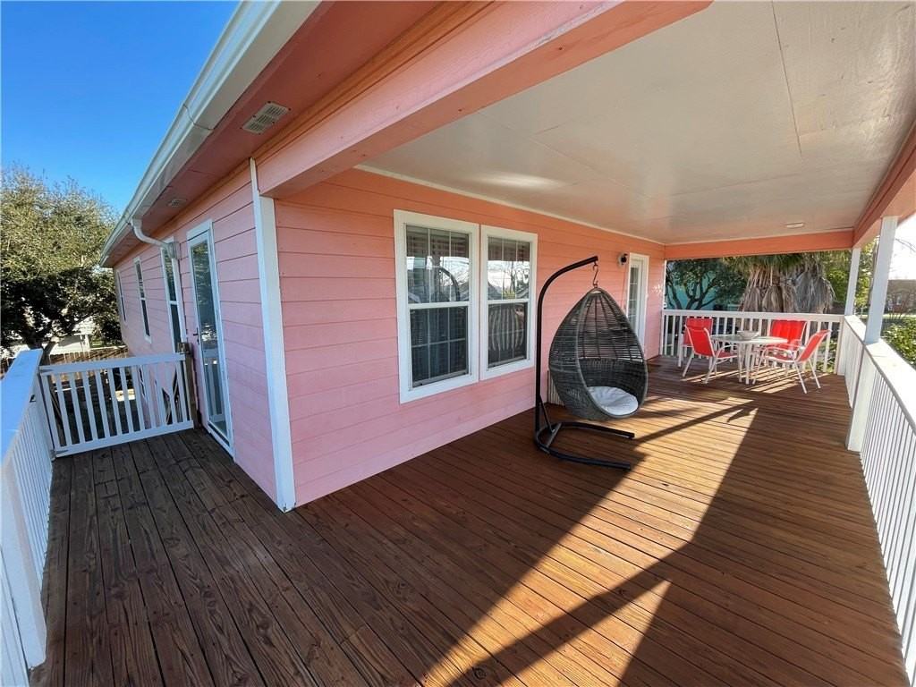 118 Riviera Dr - Photo 2 of 30