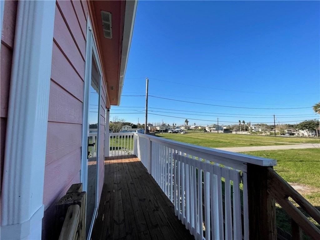118 Riviera Dr - Photo 7 of 30