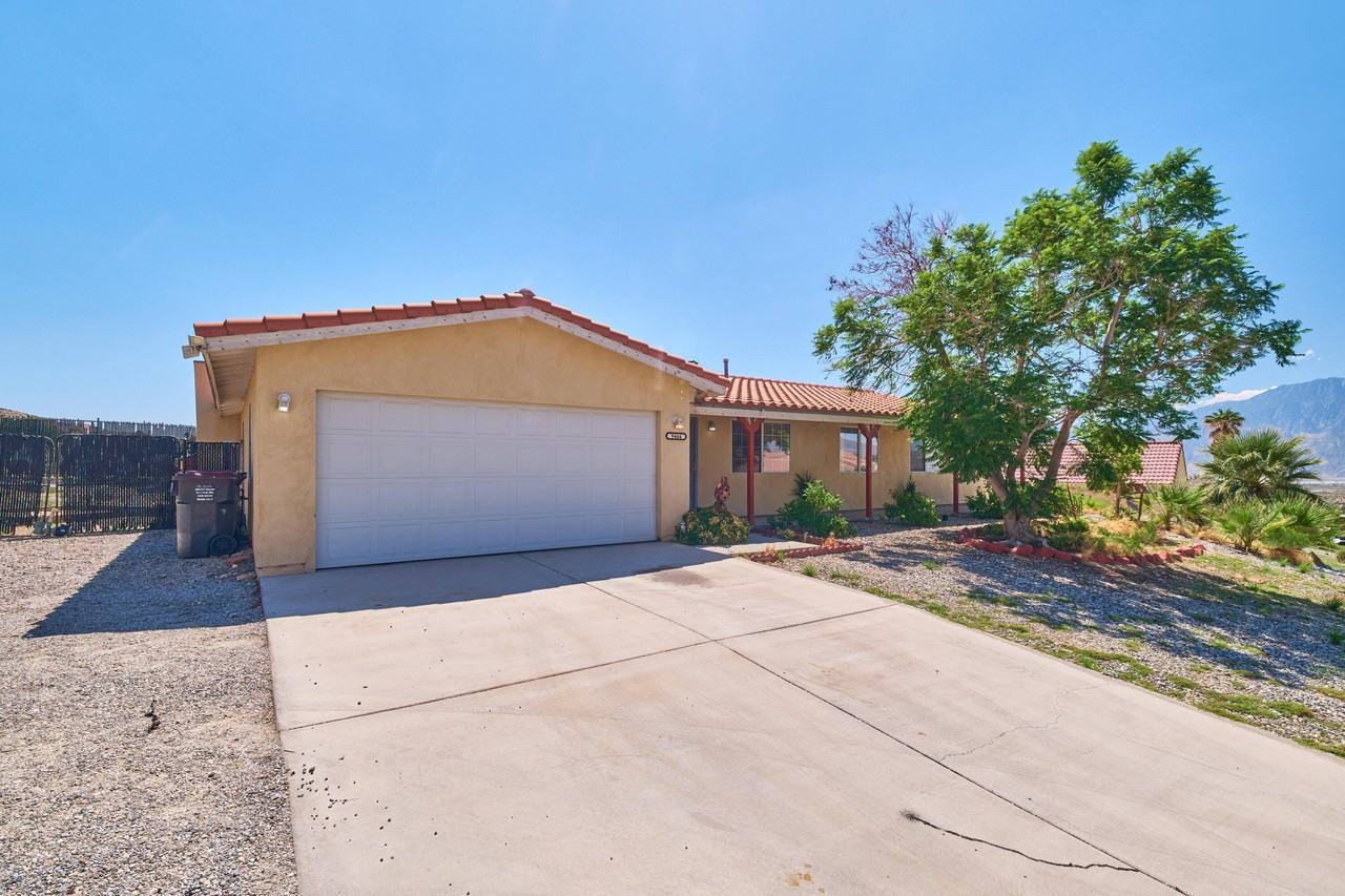 9464 Valencia Dr - Photo 2 of 30